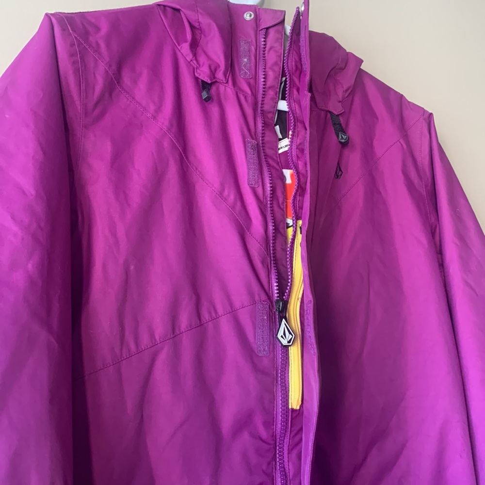 Volcom winter jacket - Picture 2 of 4